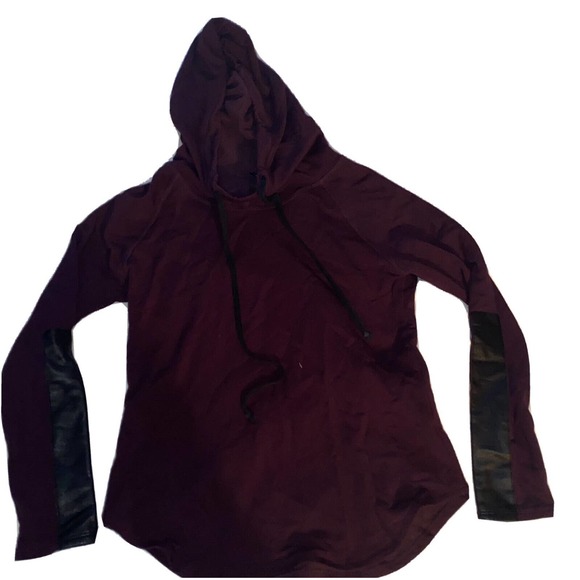 Fifteen Twenty Women Red Pullover‎ Hoodie Size Medium Leather Trim - Picture 11 of 12